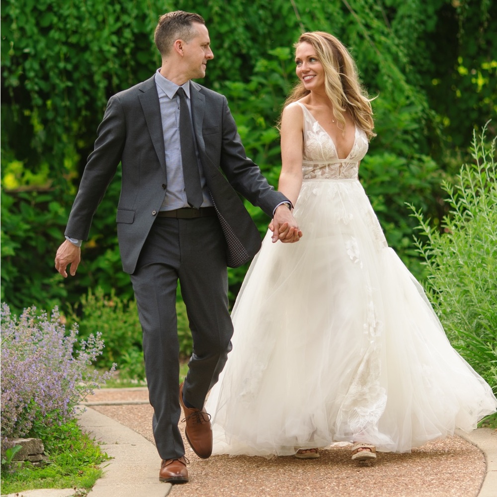 Willowby - Watters Hearst Wedding Dress - Sz 2